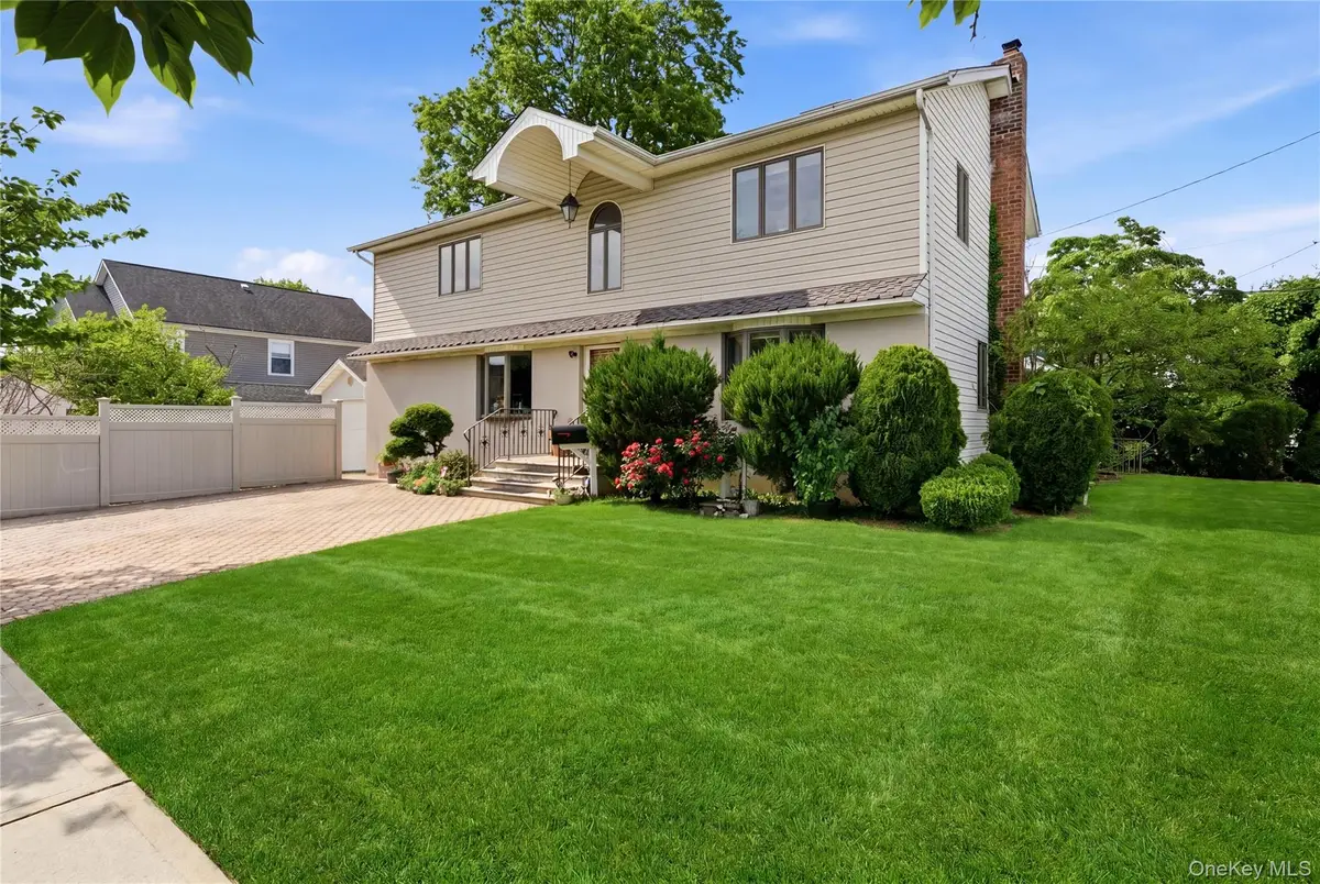 698 Washington Street, Franklin Square, NY 11010 - #1