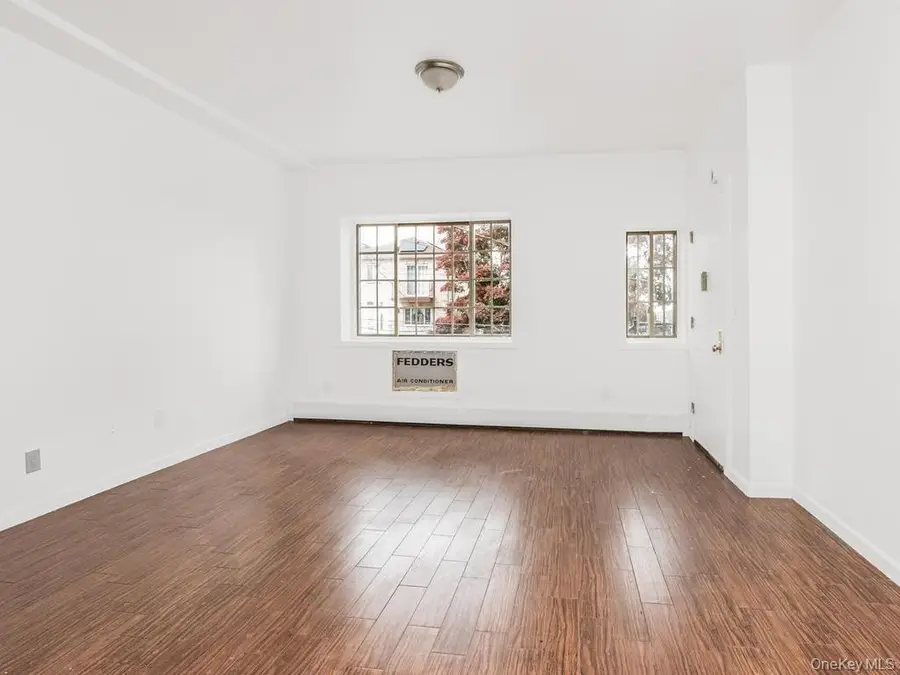 3939 Secor Avenue, Bronx, NY 10466 - #2