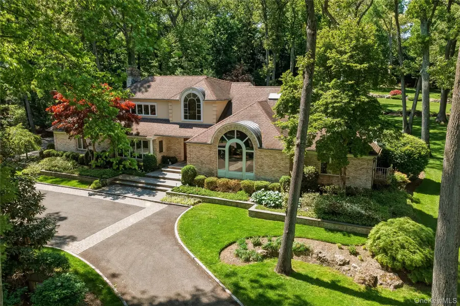 5 Victorian Lane, Brookville, NY 11545 - #2