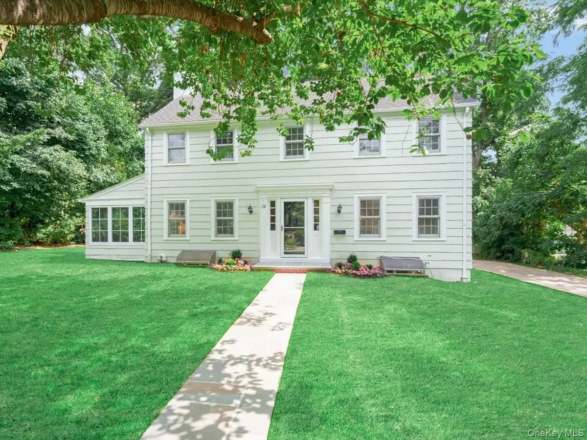 178 Overlook Avenue, Great Neck, NY 11021 - #1
