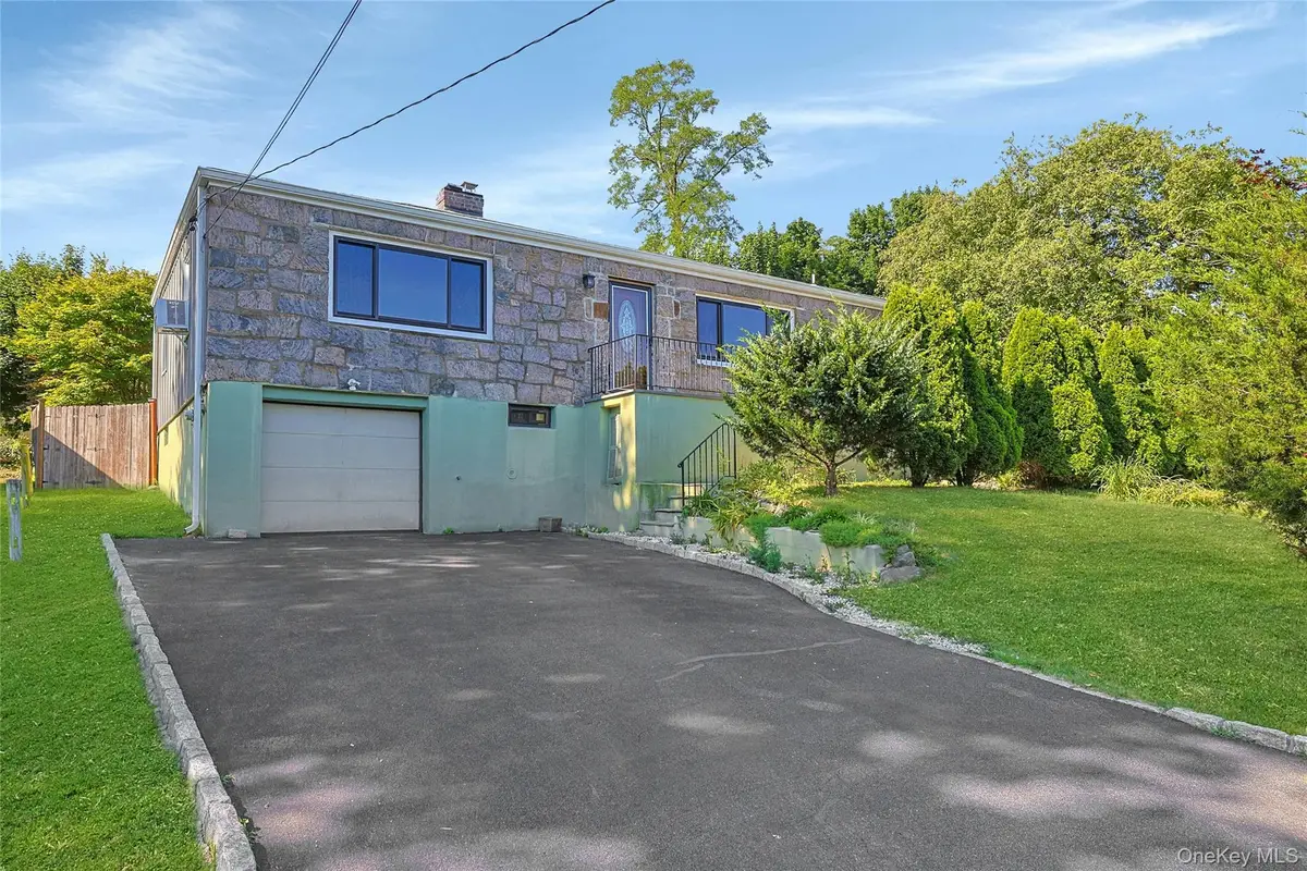141 Curtis Lane, Yonkers, NY 10710 - #1
