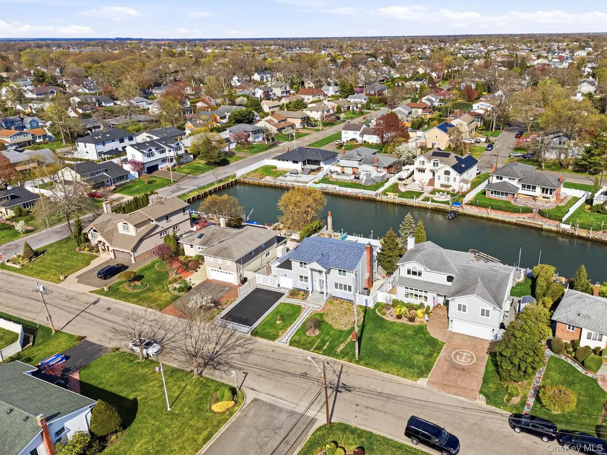 204 Bayview Avenue, Massapequa, NY 11758 - #1