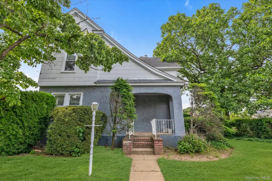 343 Nassau Boulevard, New Hyde Park, NY 11040 - #2