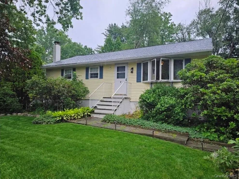 4 Pinegrove Drive, Wurtsboro, NY 12790 - #1