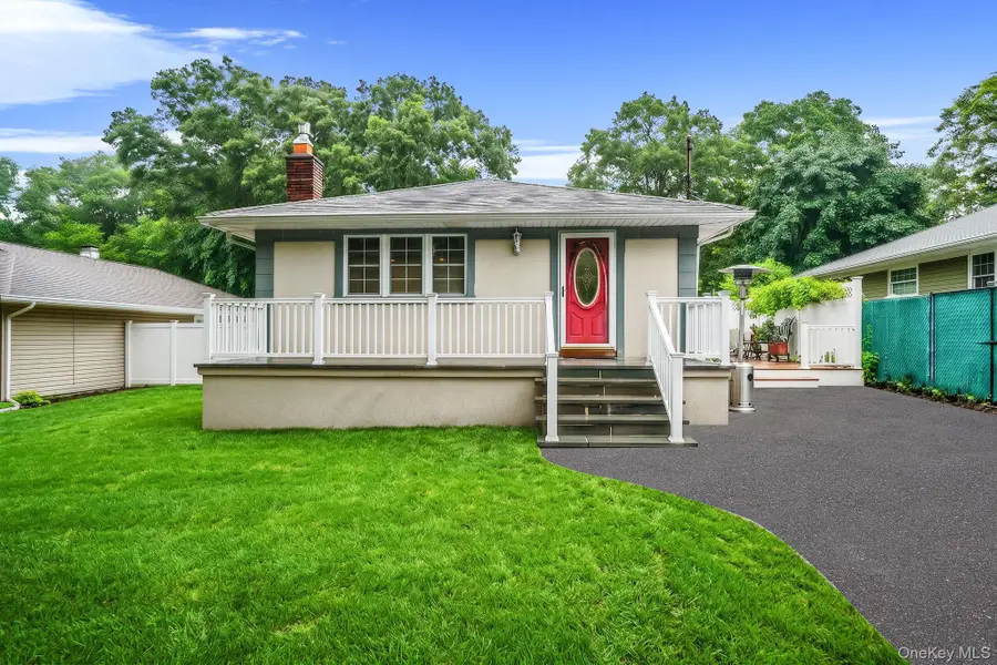 138 River Road, Shirley, NY 11967 - #2