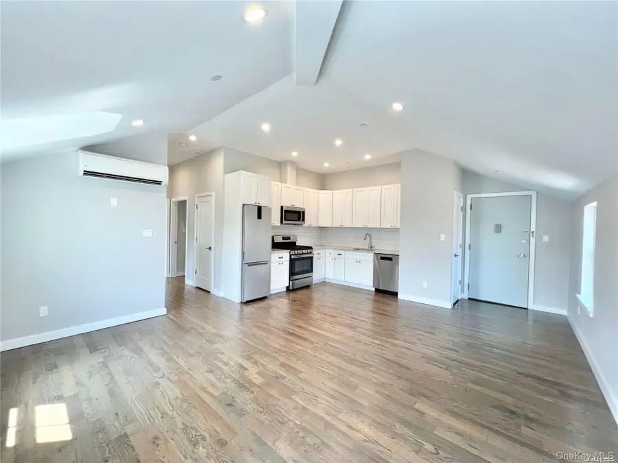 56-75 136th Street #3B, Flushing, NY 11354 - #3