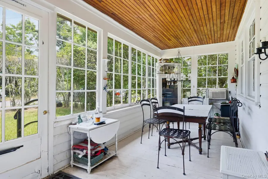 30 Edgemere Drive, Southampton, NY 11968 - #3