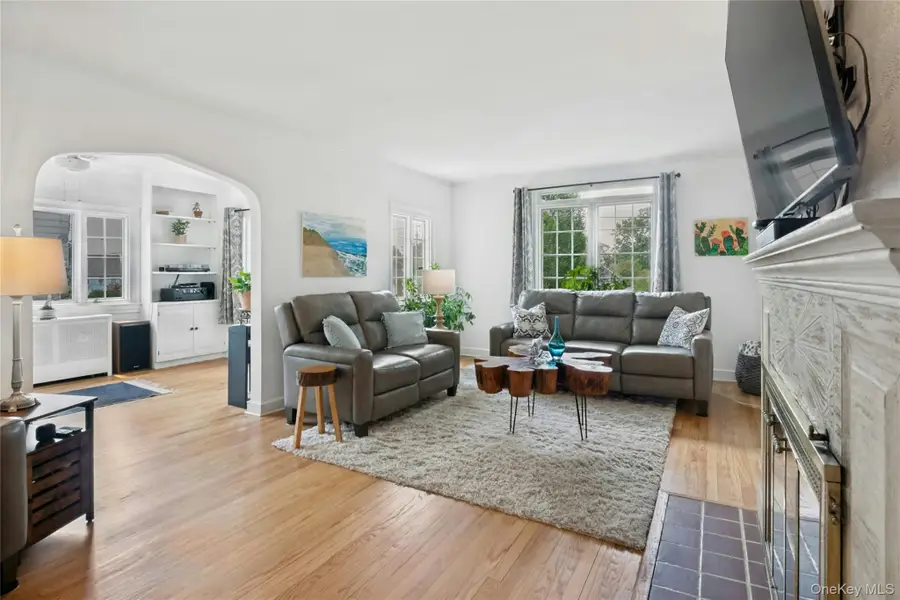 22 Alden Avenue, Yonkers, NY 10710 - #2