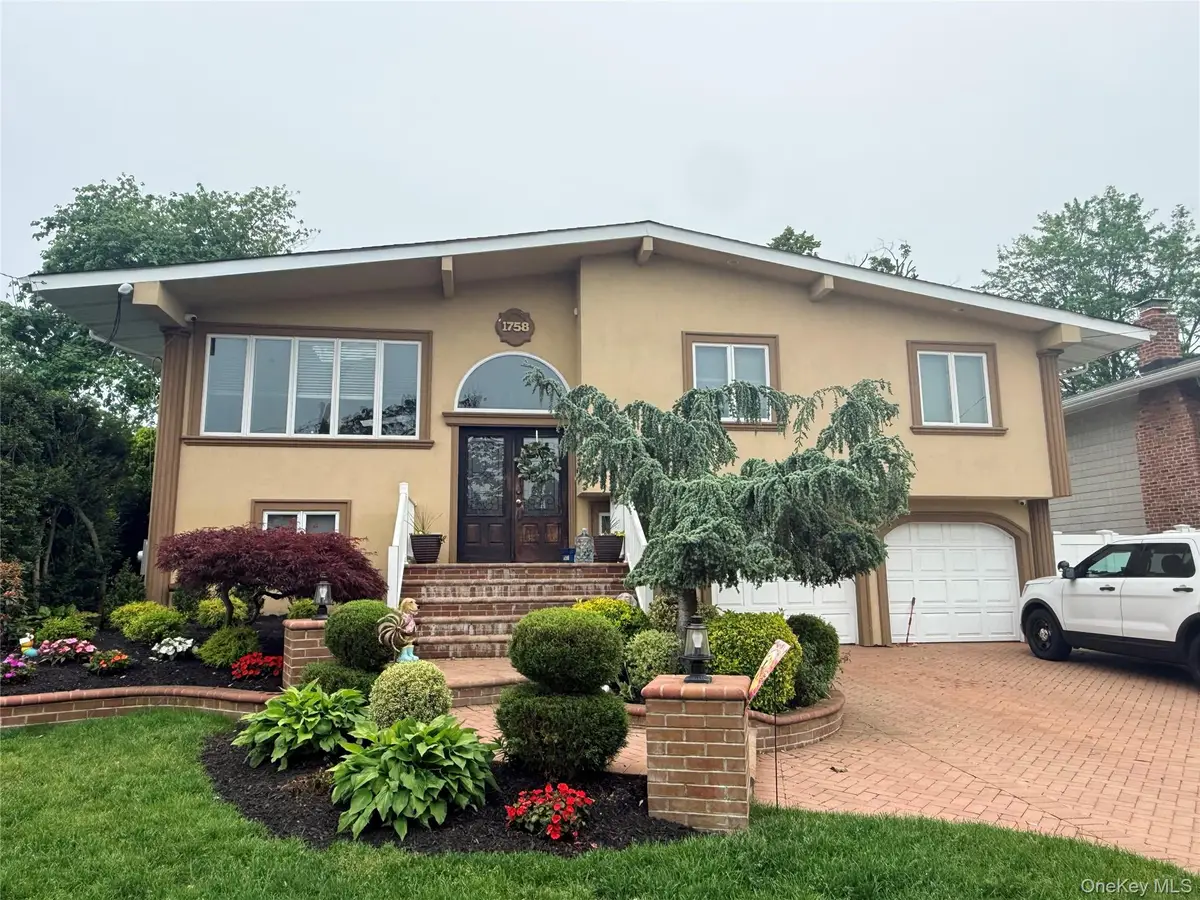 1758 John Street, Merrick, NY 11566 - #1