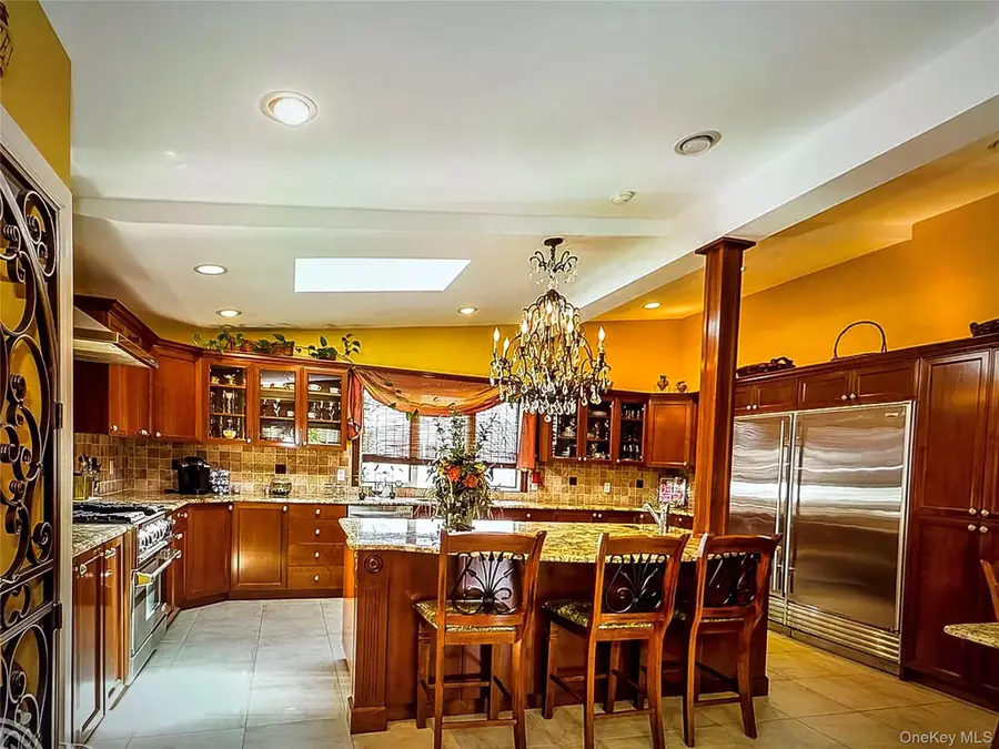 1758 John Street, Merrick, NY 11566 - #2
