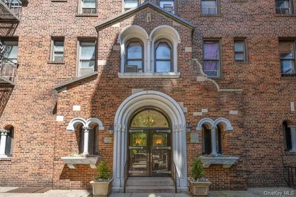 43-33 46 Street #D9, Sunnyside, NY 11104