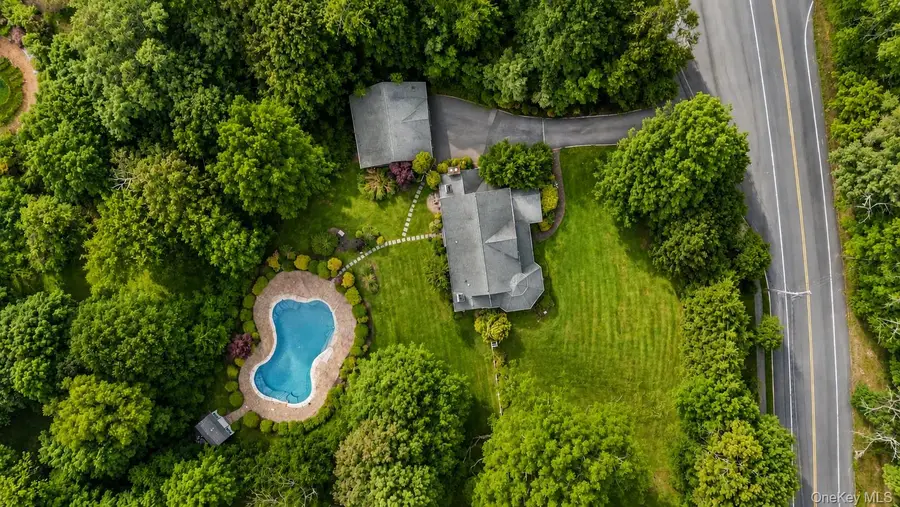 193 Pidgeon Hill Road, Huntington Station, NY 11746 - #2