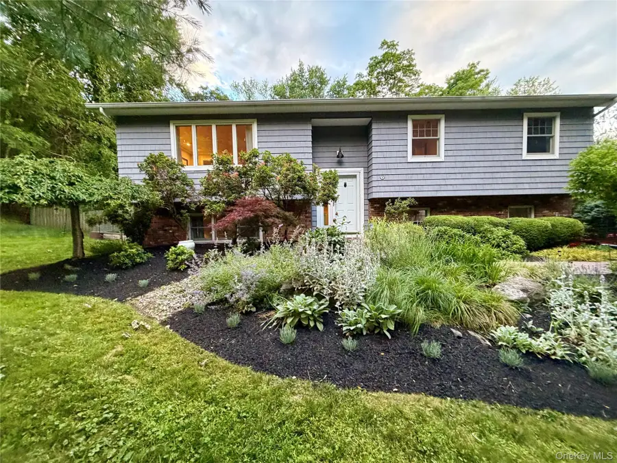 94 Hess Road, Valley Cottage, NY 10989 - #3