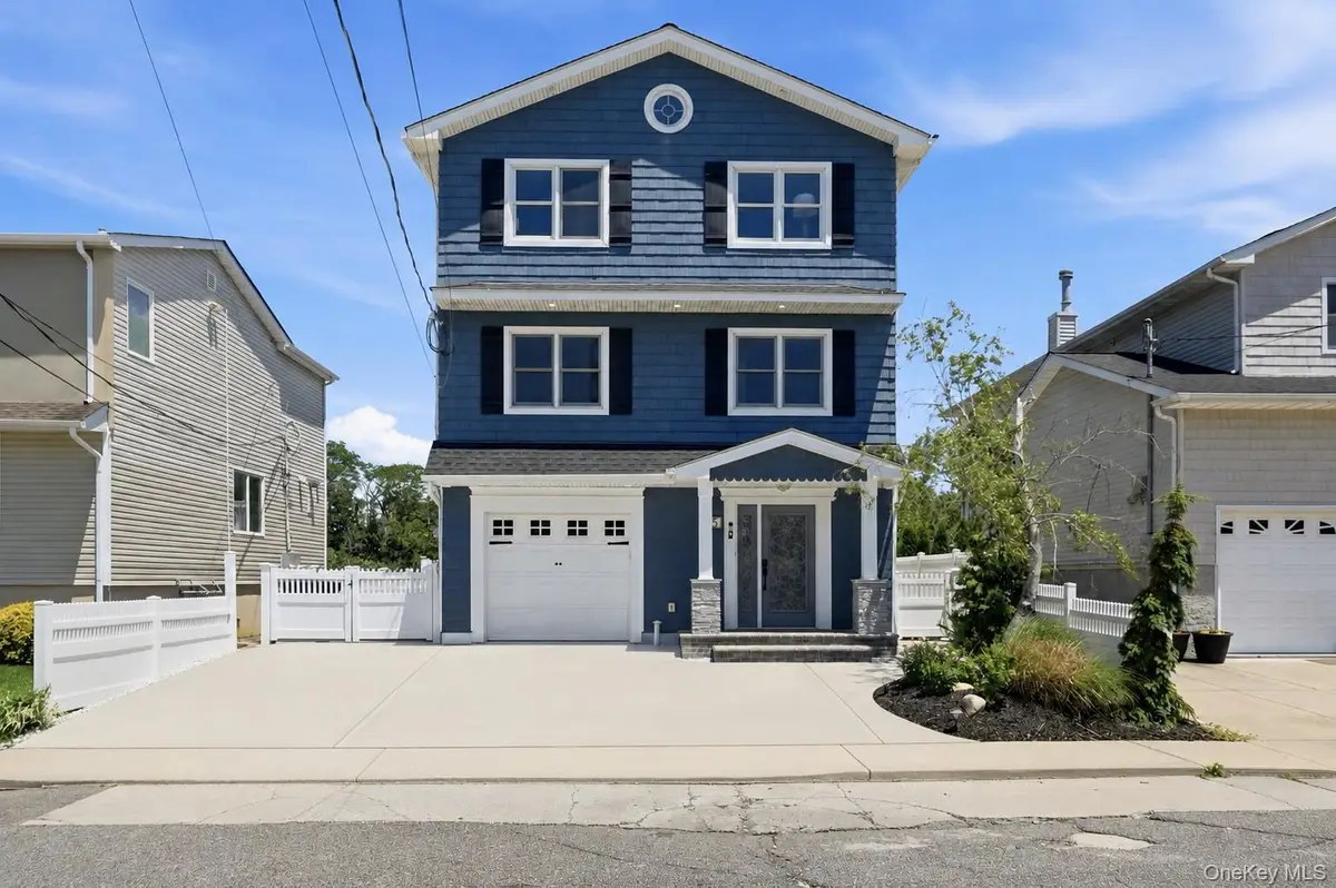 35 Redfield Road, Island Park, NY 11558 - #1