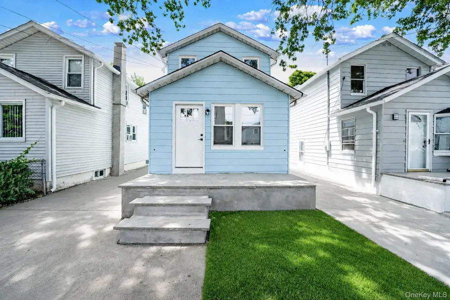 532 Washington Avenue, West Hempstead, NY 11552 - #2