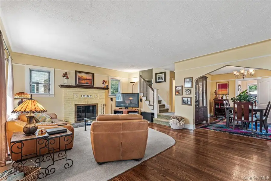 25 Archer Road, West Hempstead, NY 11552 - #3