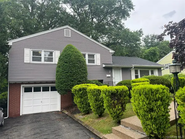 7 Stewart Place, Spring Valley, NY 10977