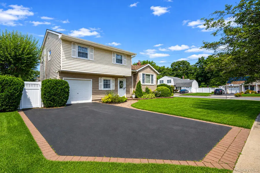 2 Gould Drive, Lake Grove, NY 11755 - #2