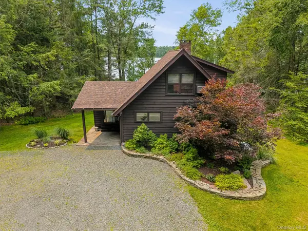 25 Waters Edge Drive, White Lake, NY 12786