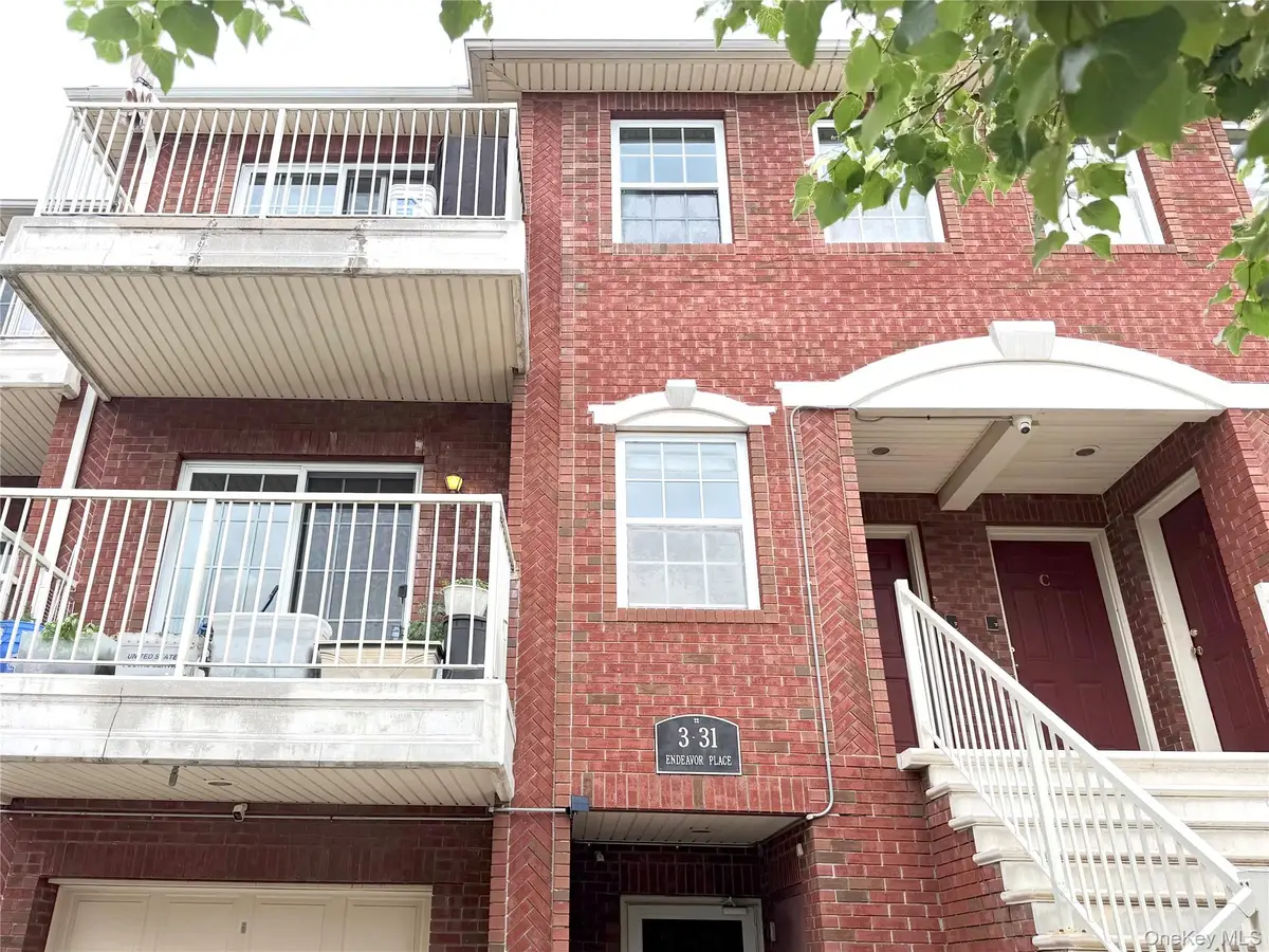 3-31 Endeavor Place #B, College Point, NY 11356 - #1