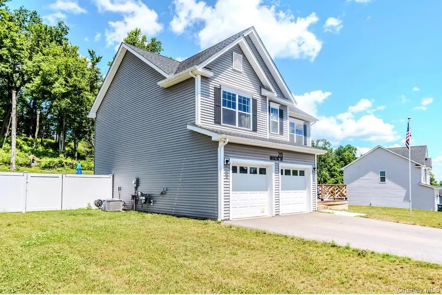 211 Ridgeline Drive, Poughkeepsie, NY 12603 - #3