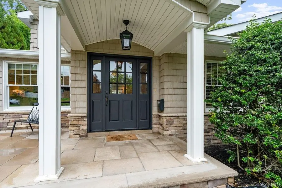 6 Colonial Gate, Plainview, NY 11803 - #3