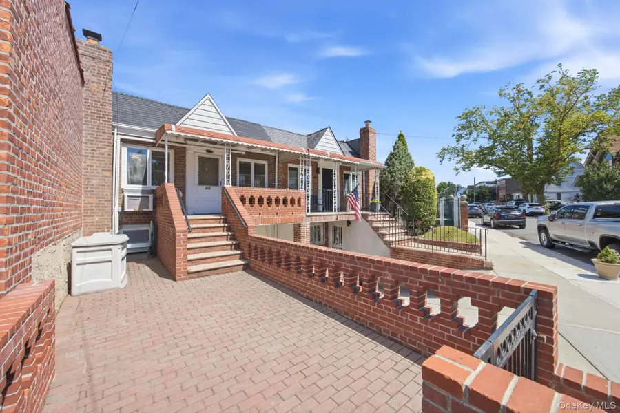 66-15 Gray Street, Middle Village, NY 11379 - #3