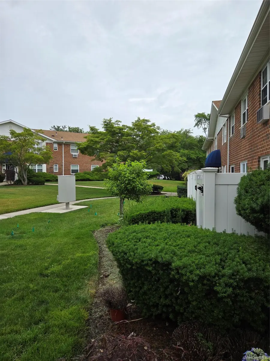 460 Old Town Road #3C, Port Jefferson Station, NY 11776 - #3