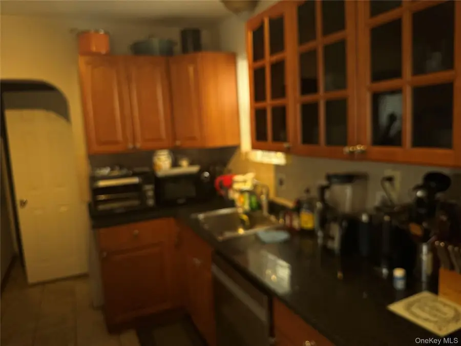 23220 Mentone Avenue, Laurelton, NY 11413 - #3