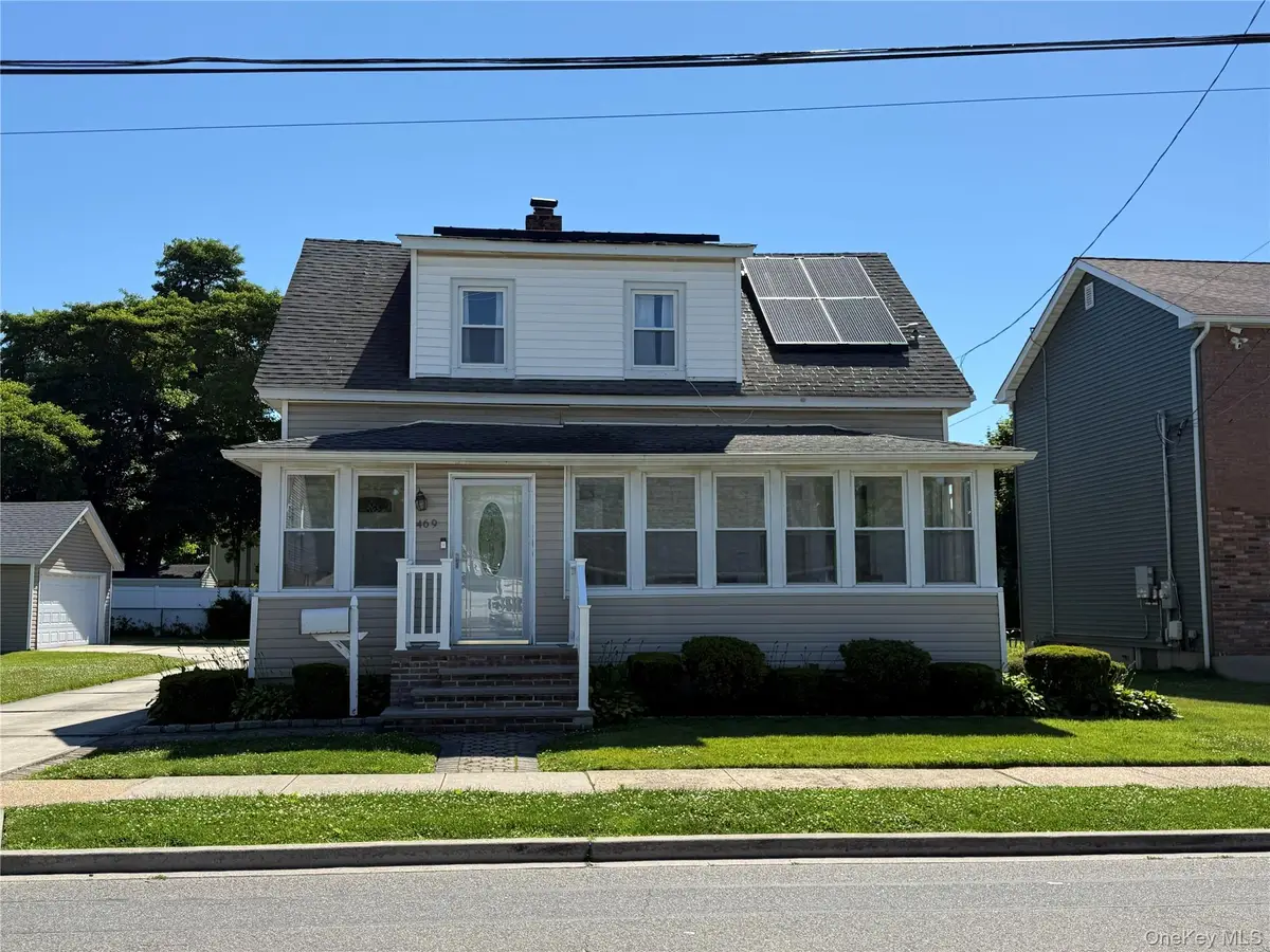 469 Chester Street, Uniondale, NY 11553 - #1
