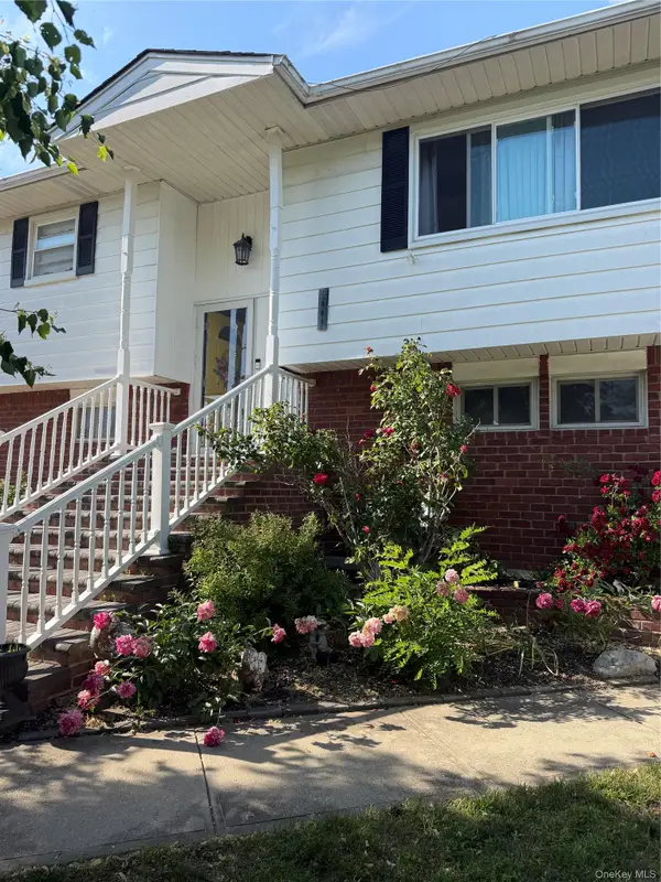 3009 Fishermans Road, Baldwin, NY 11510