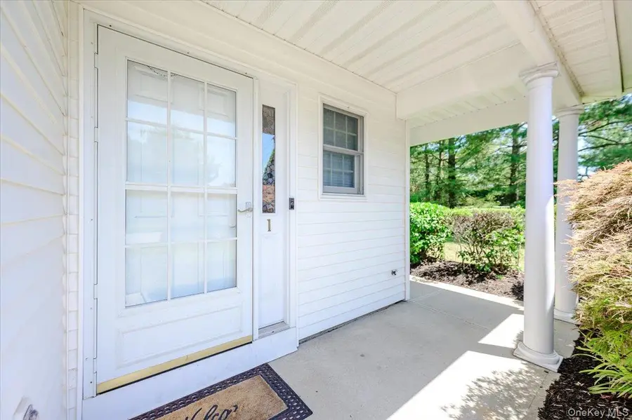 1 S Country Common, West Islip, NY 11795 - #2