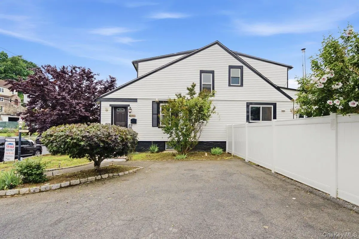 172 Crescent Place, Yonkers, NY 10704 - #1