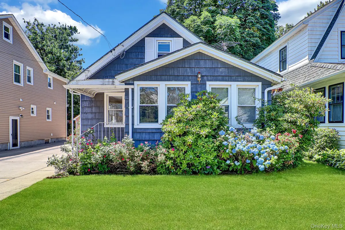 100 Irving Avenue, Floral Park, NY 11001 - #1