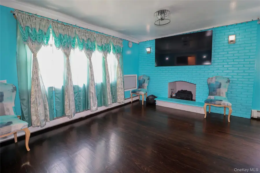 23 Peters Boulevard, Central Islip, NY 11722 - #3