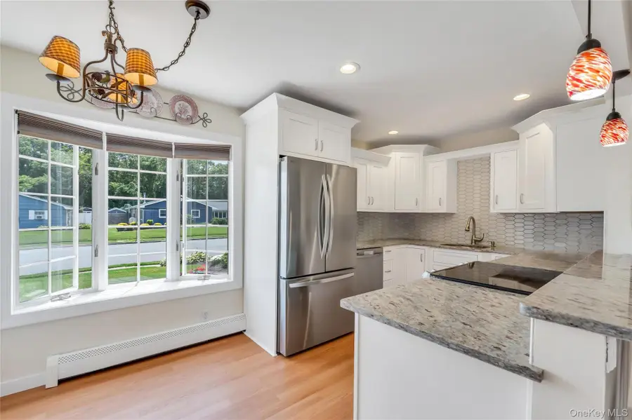 71 Singingwood Drive, Holbrook, NY 11741 - #3