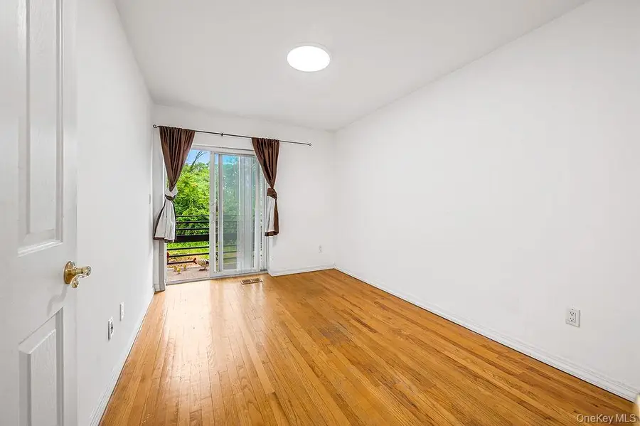 114-56 Taipei Court, College Point, NY 11356 - #3