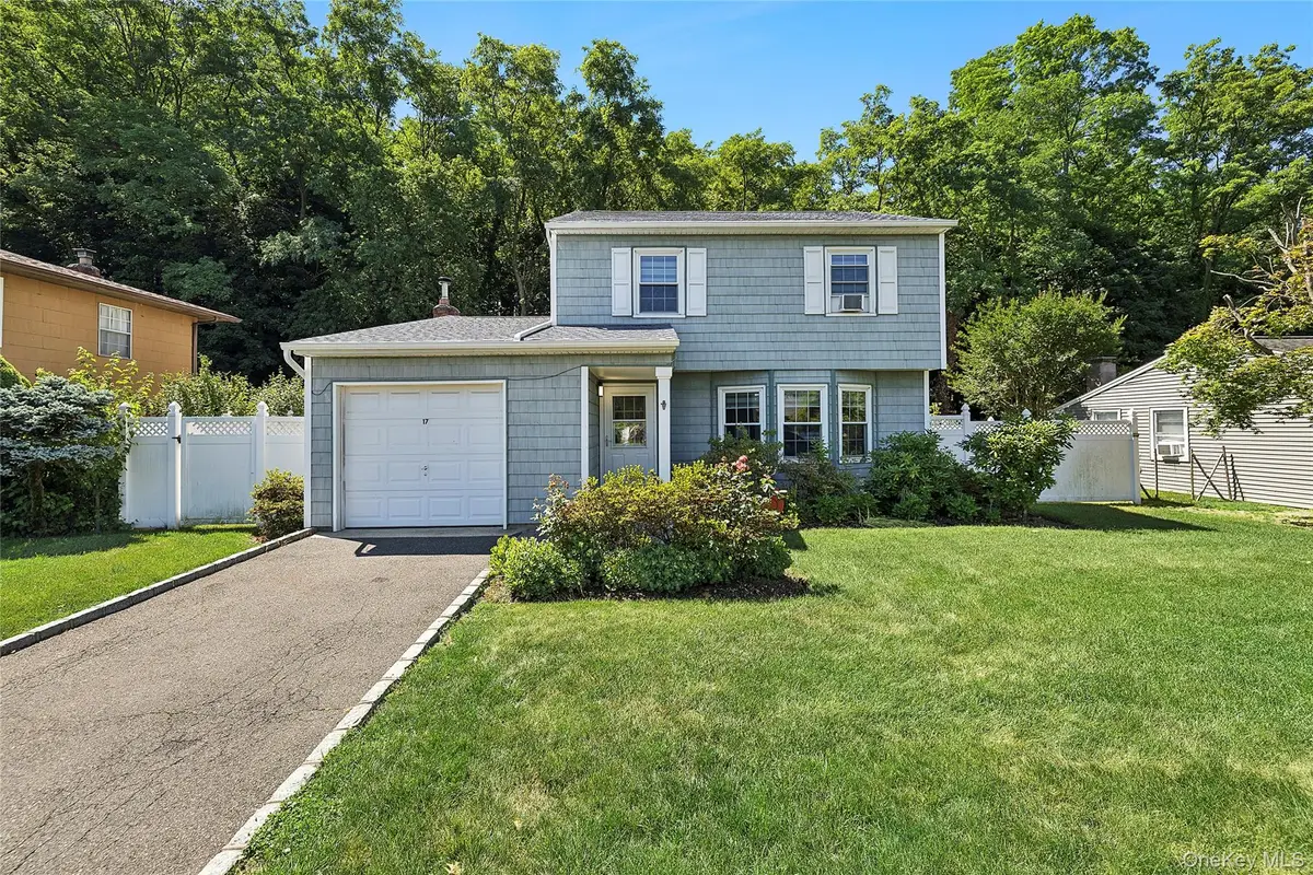 17 Harmony Lane, Glen Cove, NY 11542 - #1