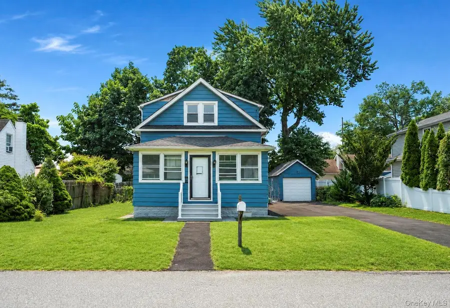 26 Flanders Place, West Babylon, NY 11704 - #2