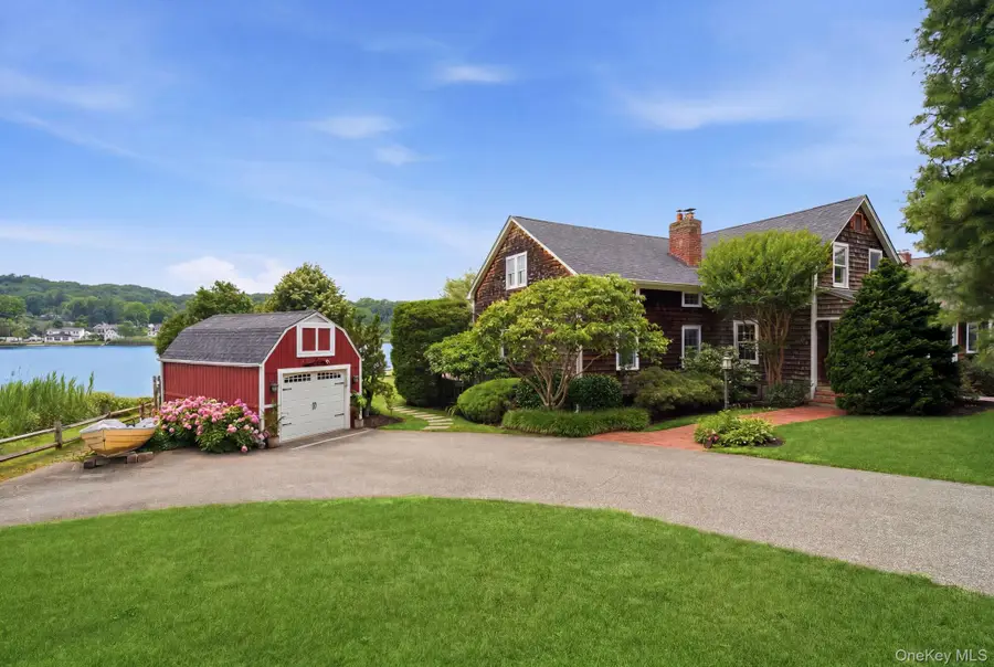 33 Prospect Road, Centerport, NY 11721 - #3