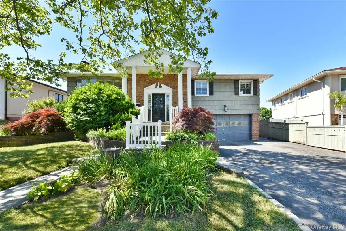 687 Golf Drive, North Woodmere, NY 11581 - #1