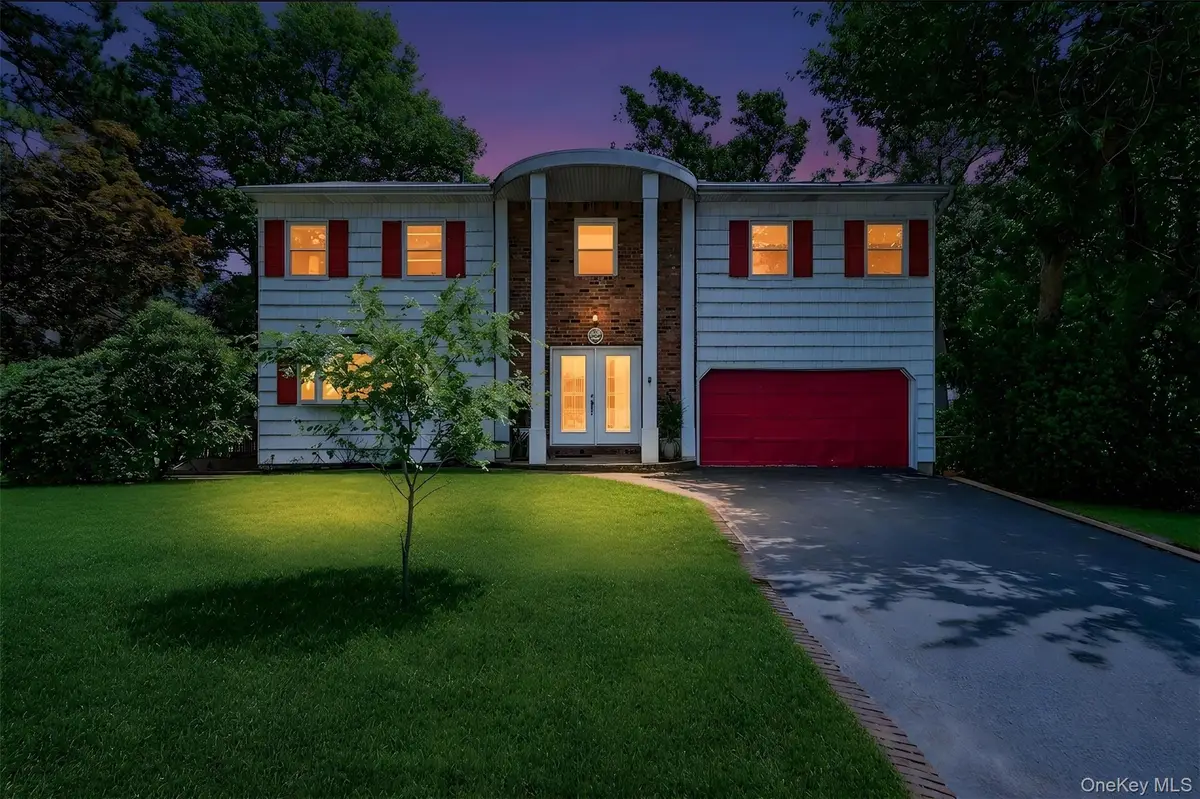 4 Tall Pines Lane, Nesconset, NY 11767 - #1