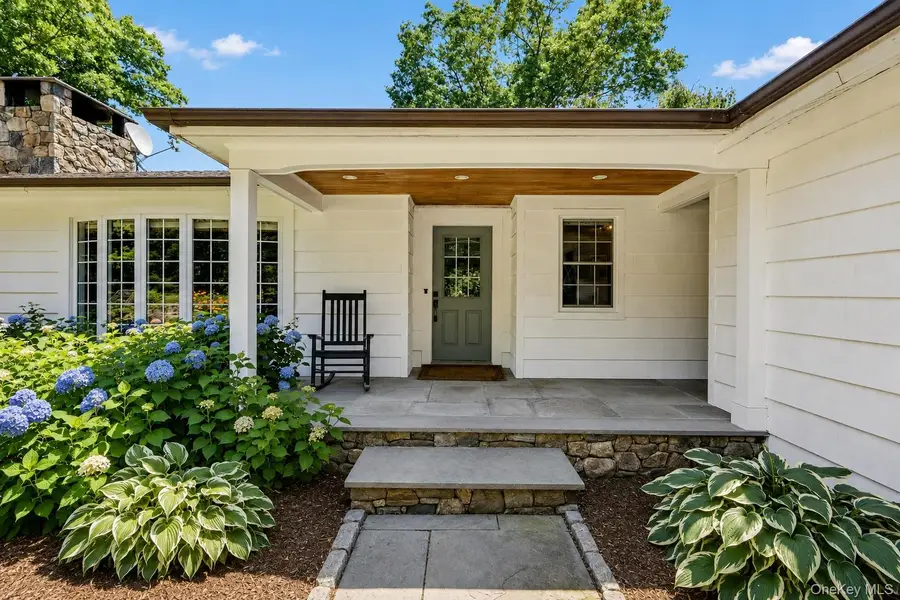 10 Apple Tree Lane, Pound Ridge, NY 10576 - #2