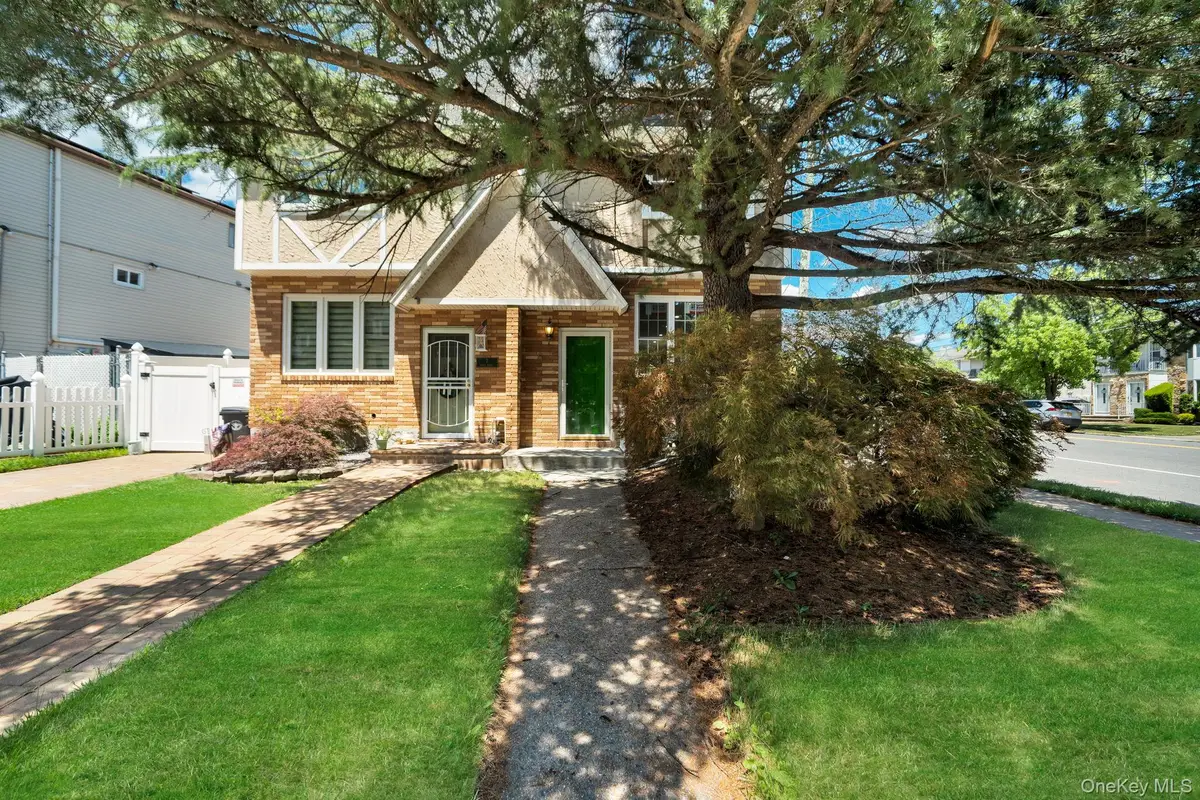 5 Notus Avenue, Staten Island, NY 10312 - #1
