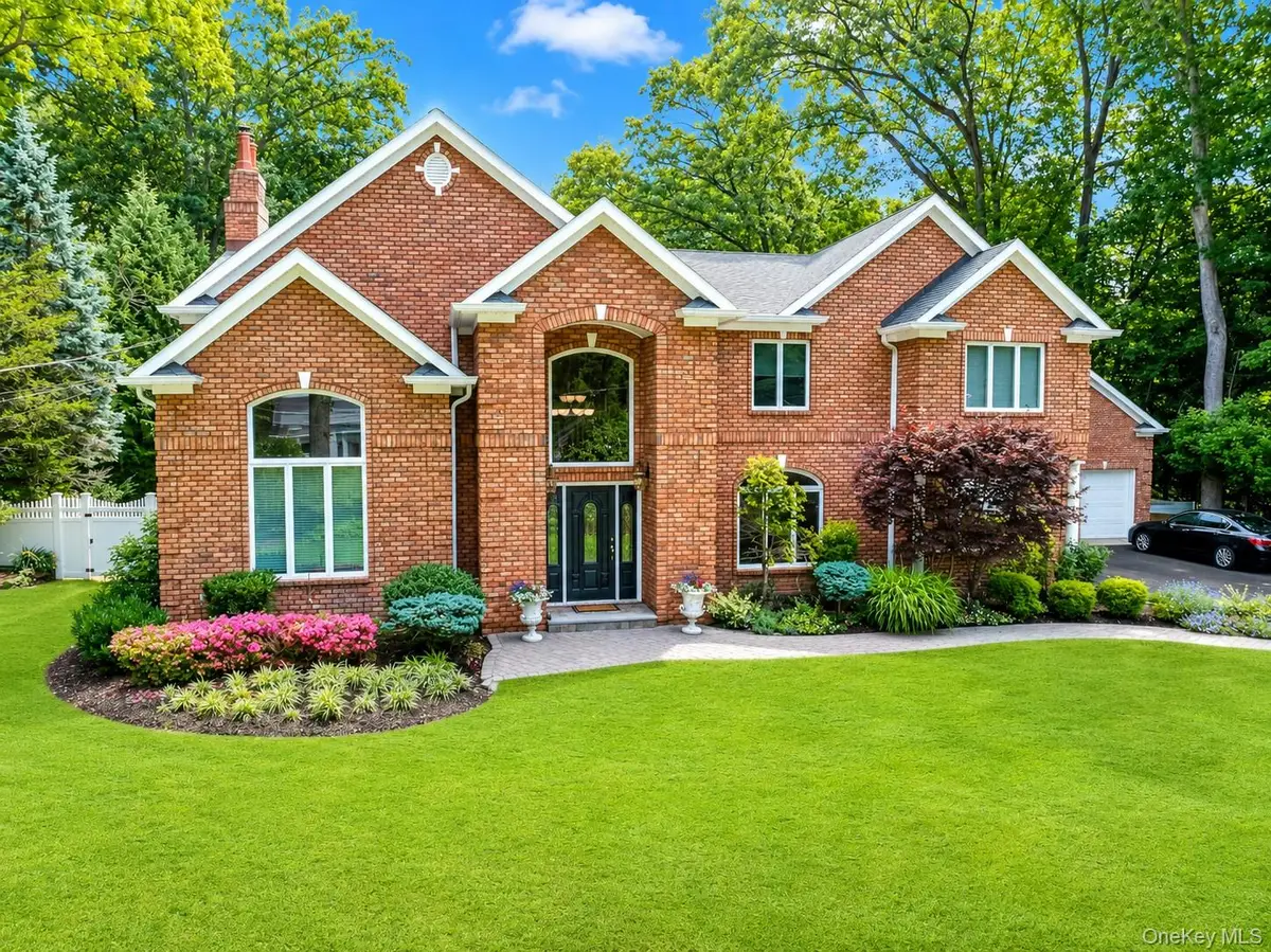 10 Winter Lane, Dix Hills, NY 11746 - #1