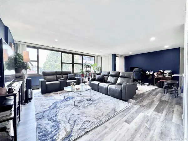 10-21 162 Street #5D, Beechhurst, NY 11357
