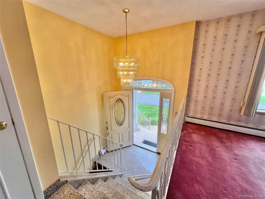 49 Lee Avenue, Albertson, NY 11507 - #3