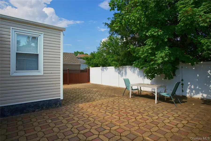 117 Walnut Street, West Hempstead, NY 11552 - #3