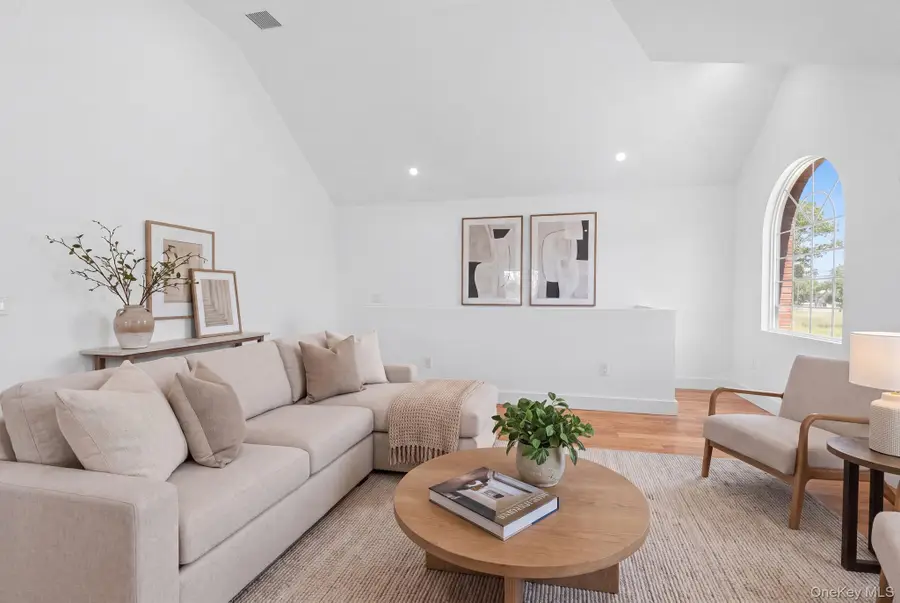15815 N Conduit Avenue, Jamaica, NY 11434 - #2