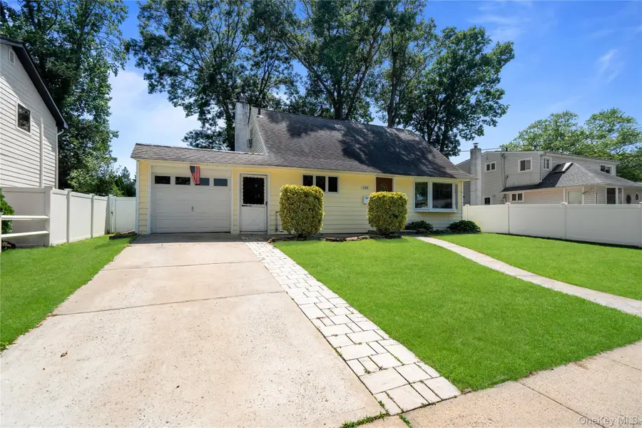 116 Spruce Street, Massapequa Park, NY 11762 - #3